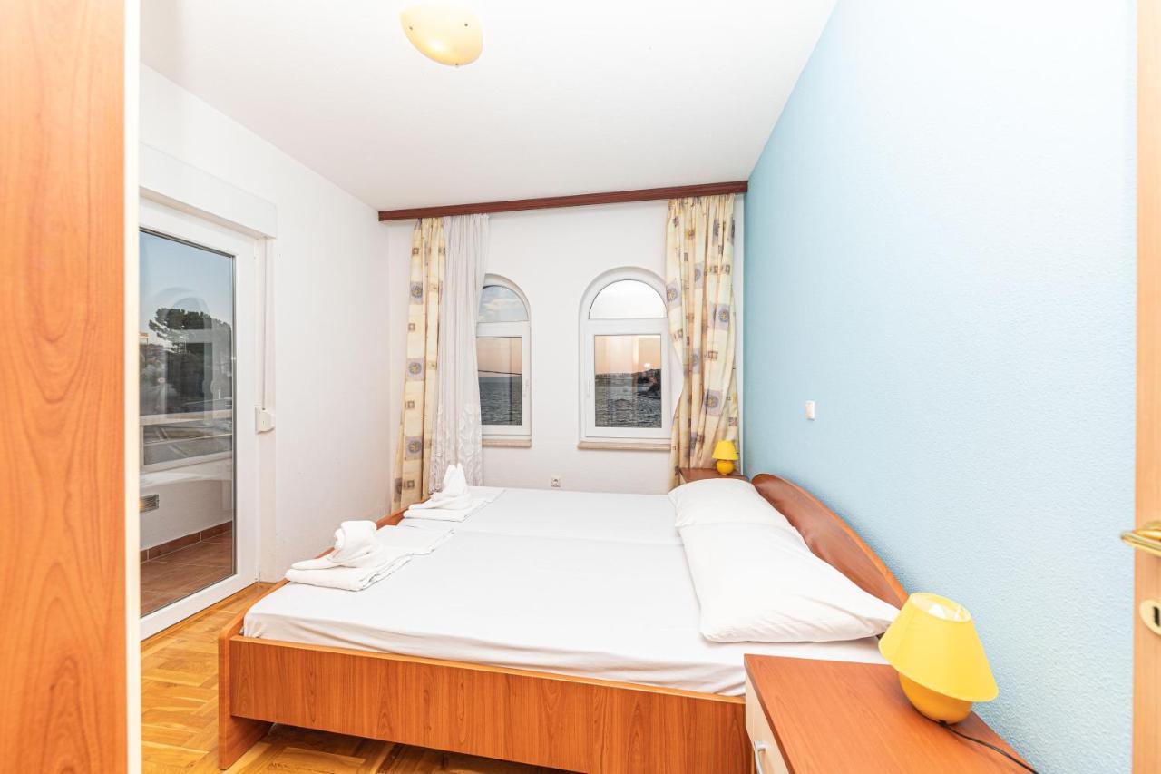 Sea View Apartments Sirena Okrug Gornji Ngoại thất bức ảnh