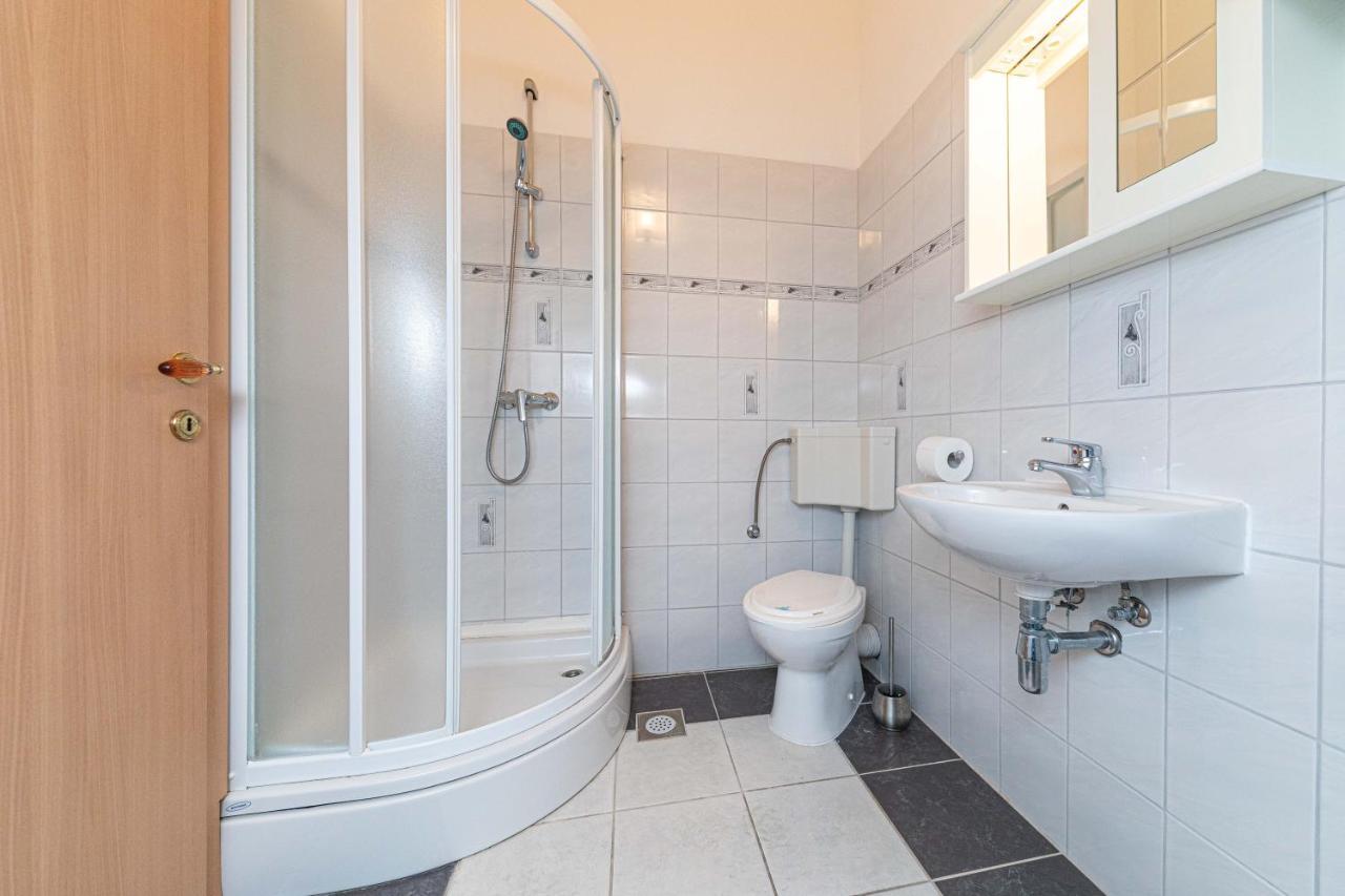 Sea View Apartments Sirena Okrug Gornji Ngoại thất bức ảnh